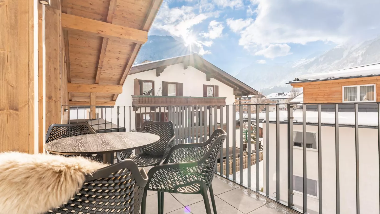 Falken Suites TOP 6-Terrace balcony