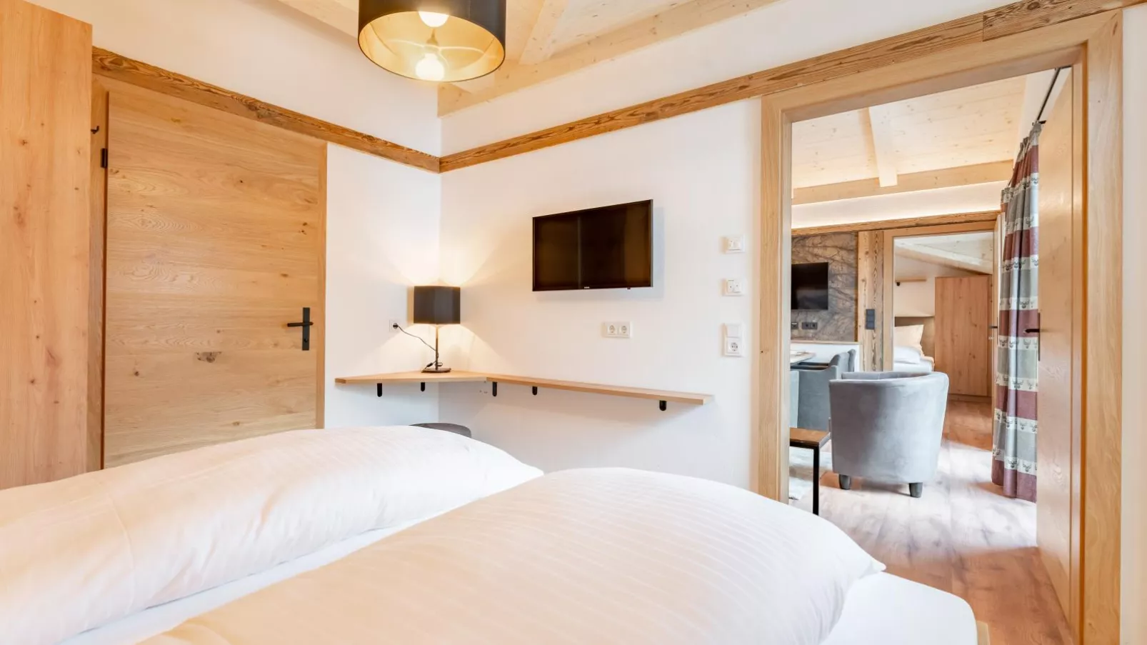 Falken Suites TOP 7-Bedroom