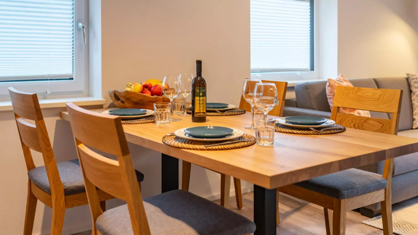 Villa Felding top 1-Dining room