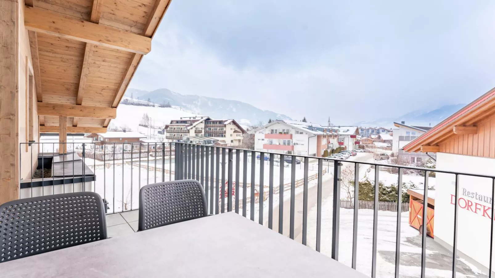 Falken Suites TOP 8-Terrace balcony
