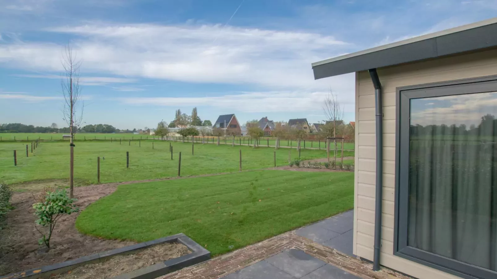 De Huismus-View summer