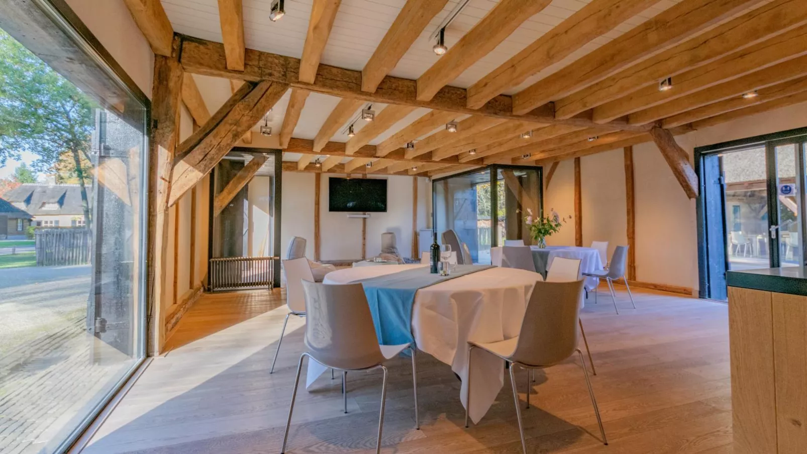Jager en Hooijmijt-Dining room