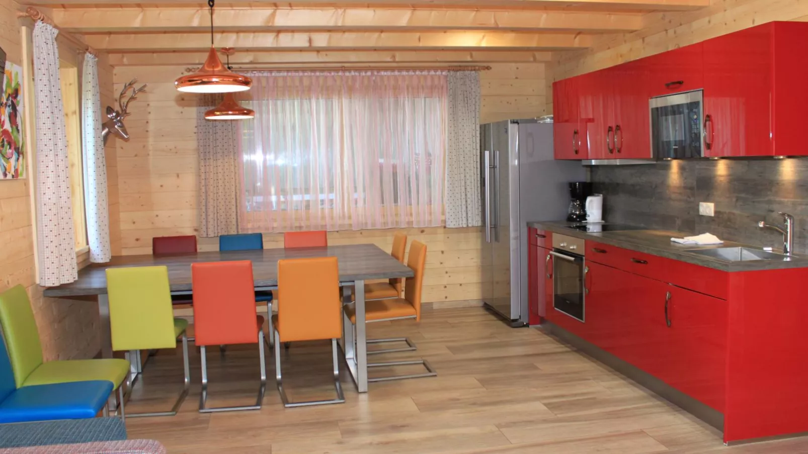 Kaprun Lodge - R-Kitchen