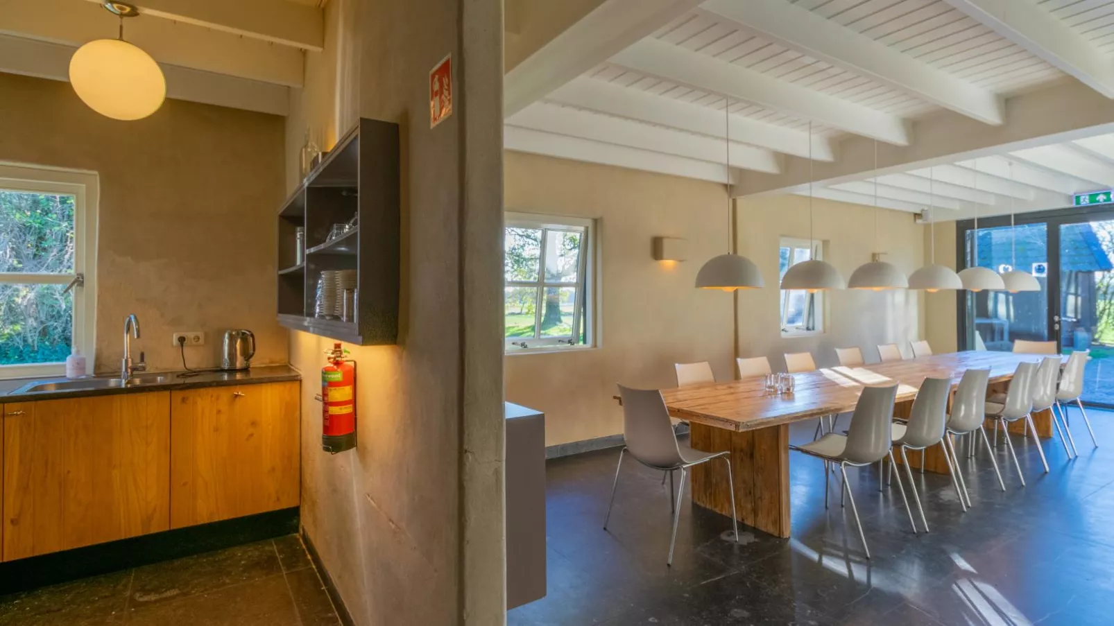 Landhuis de Vos-Dining room