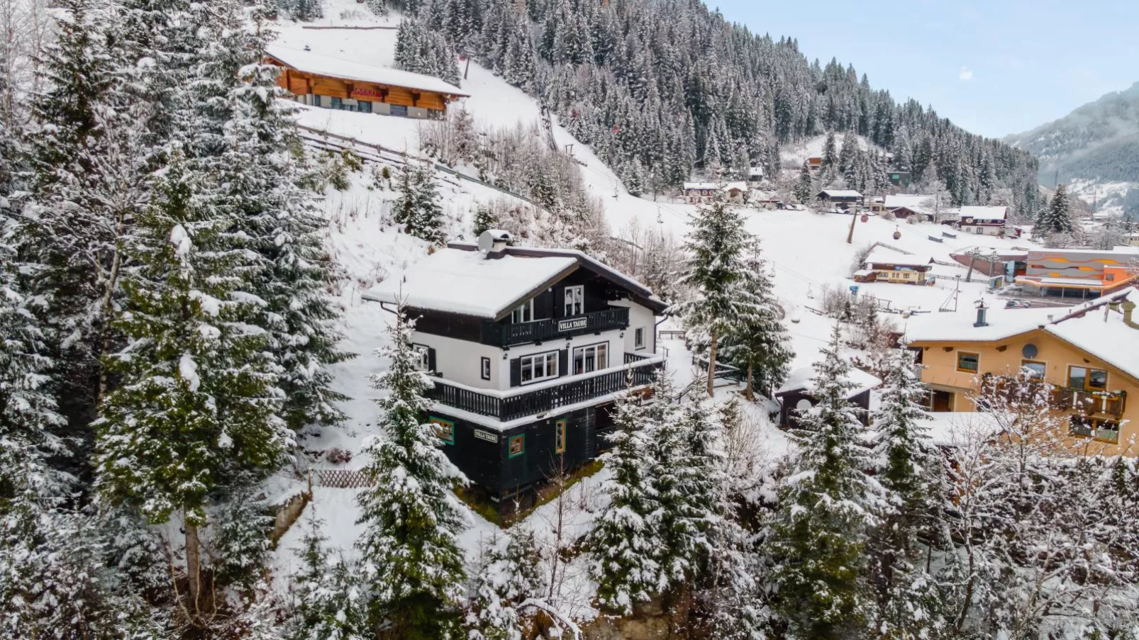 Hütte Taube-Exterior winter