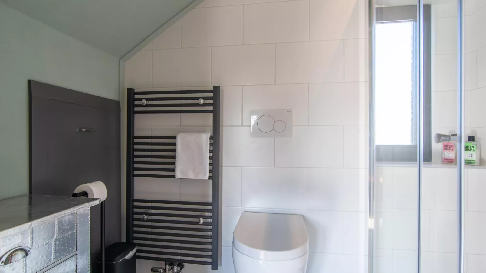Villa Lucia-Bathroom