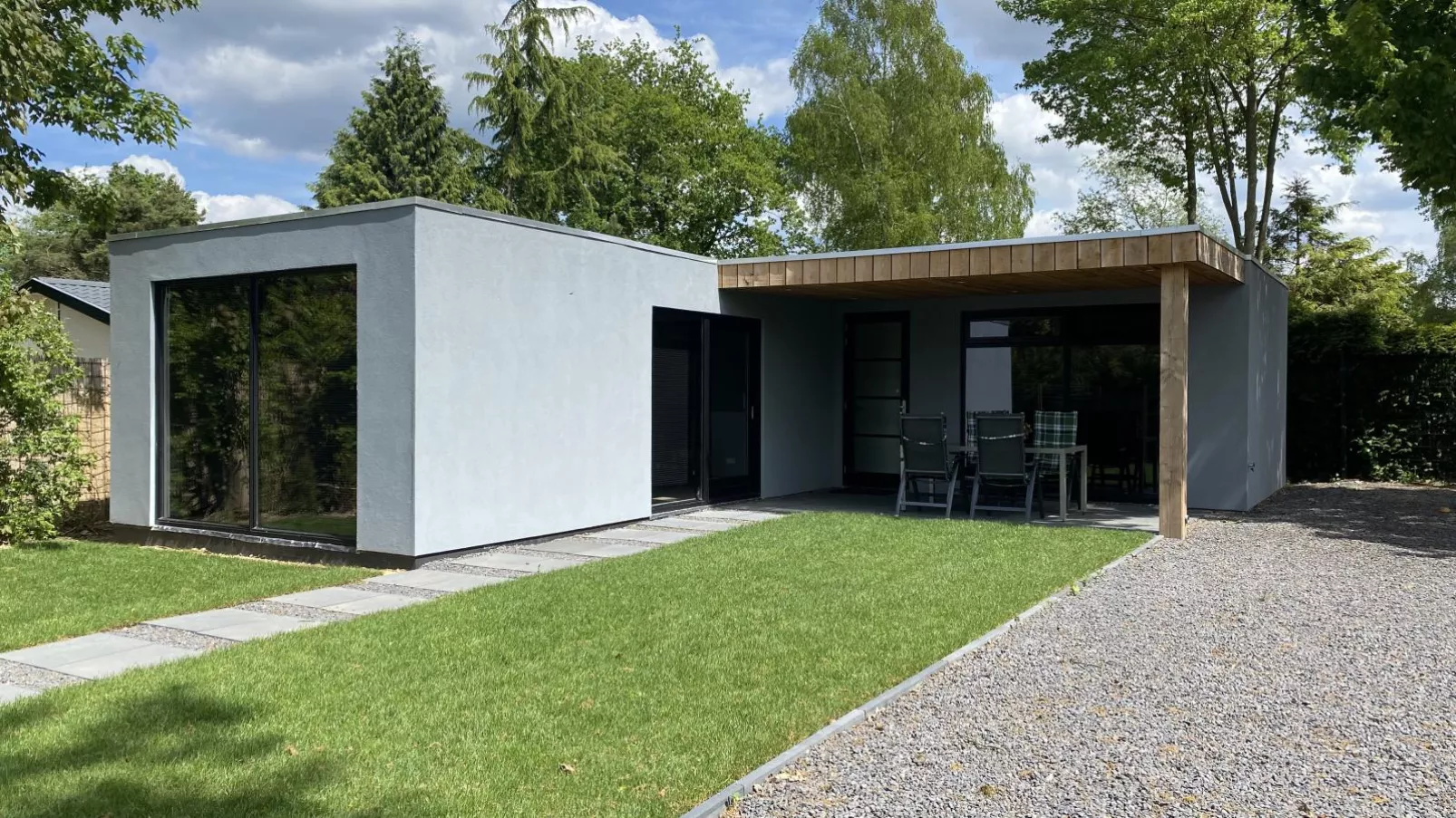 De Veluwse houtduif-Exterior summer