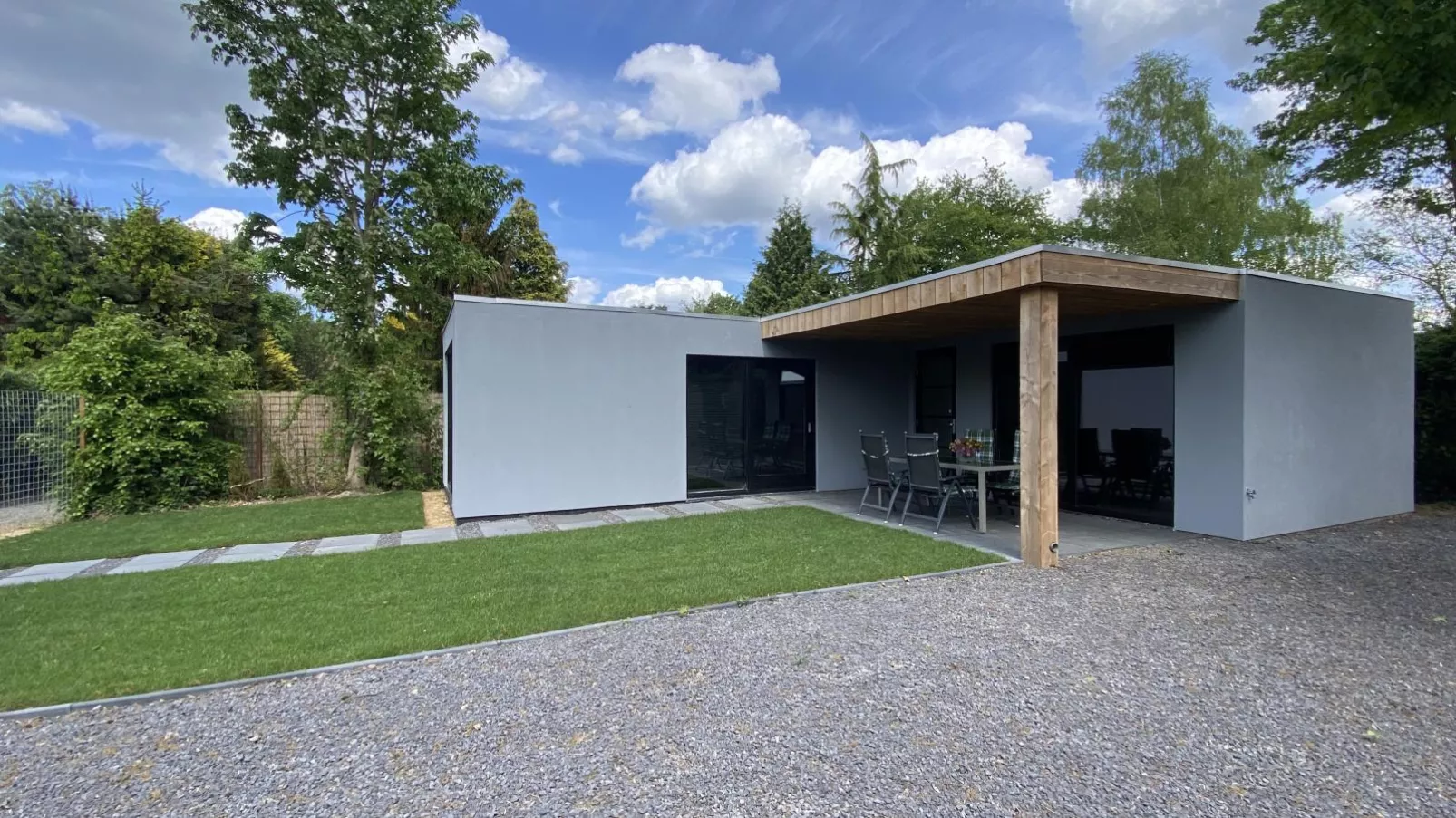 De Veluwse houtduif-Exterior summer