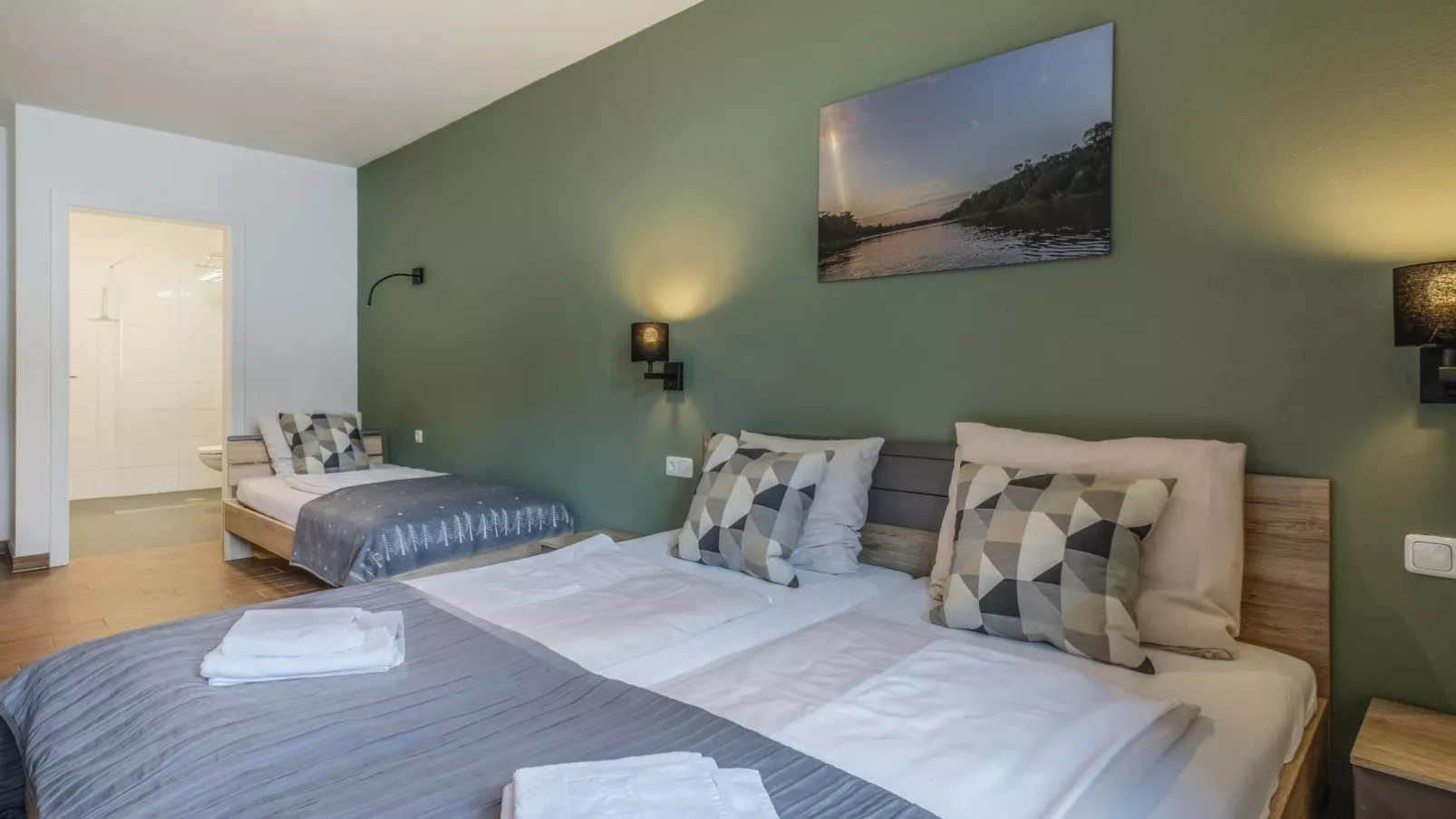 Emma Top 1-Bedroom