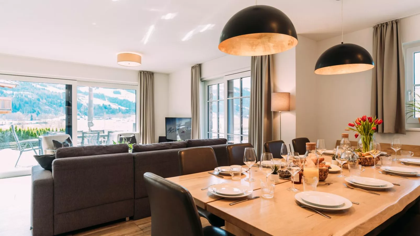 Tauern Lodge XL-Dining room