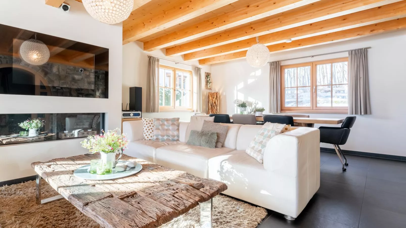 Chalet Erlebnishaus I-Living room