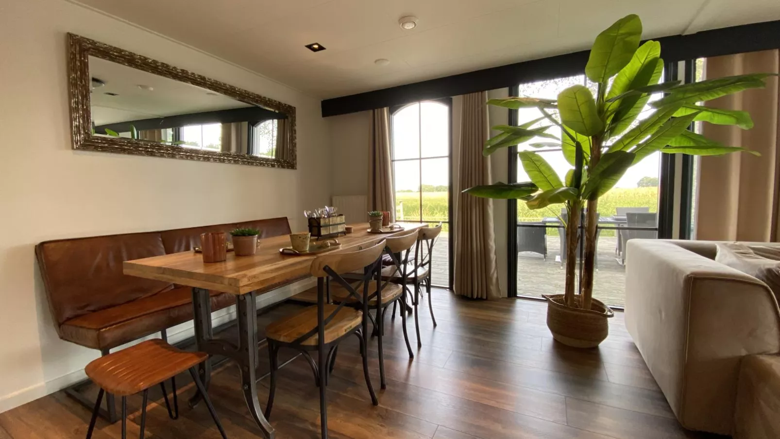 De Kolibrie-Dining room
