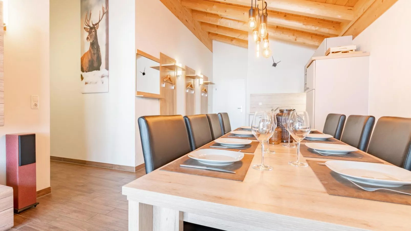 Emma Top 4-Dining room