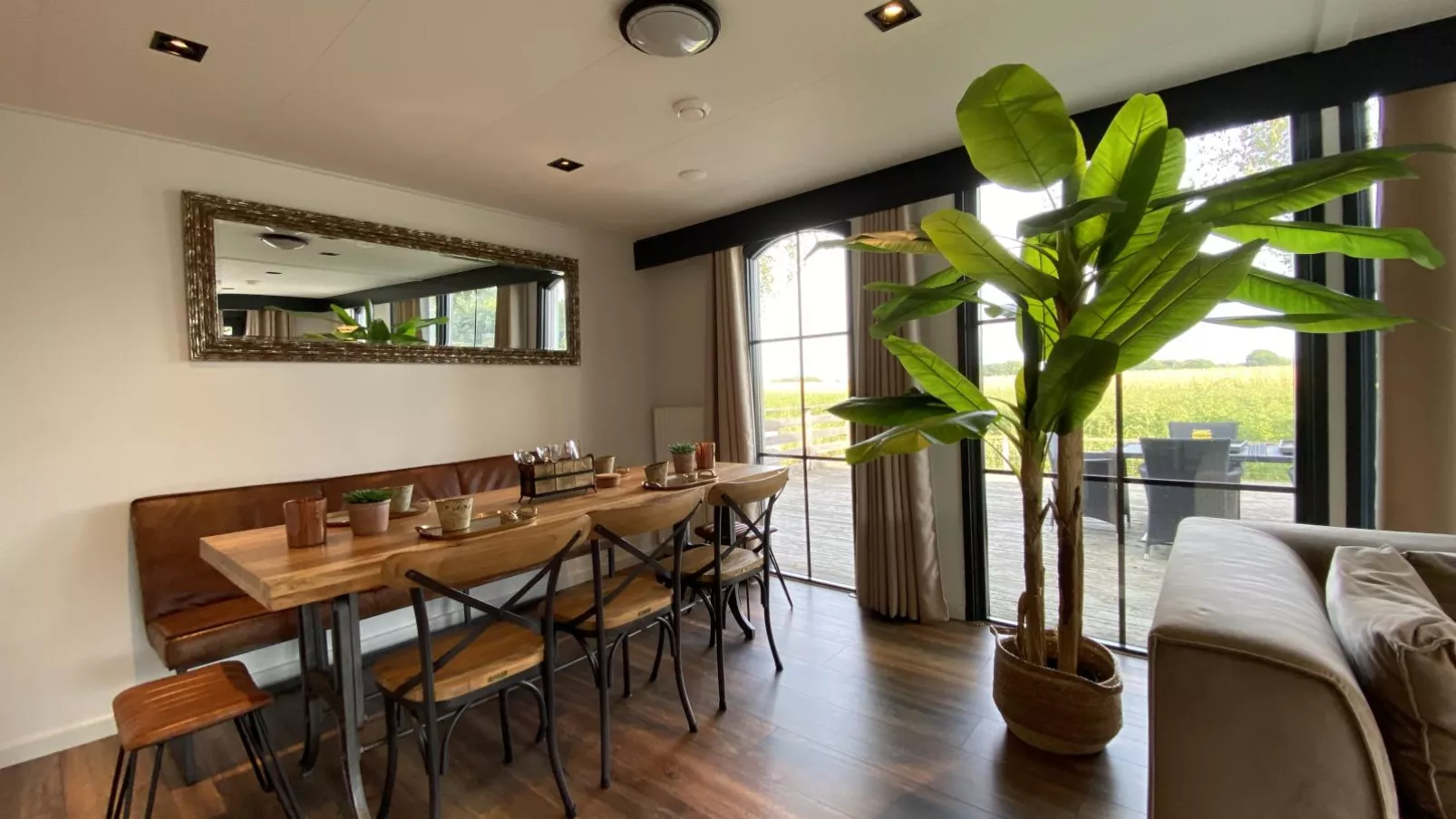 De Kolibrie-Dining room