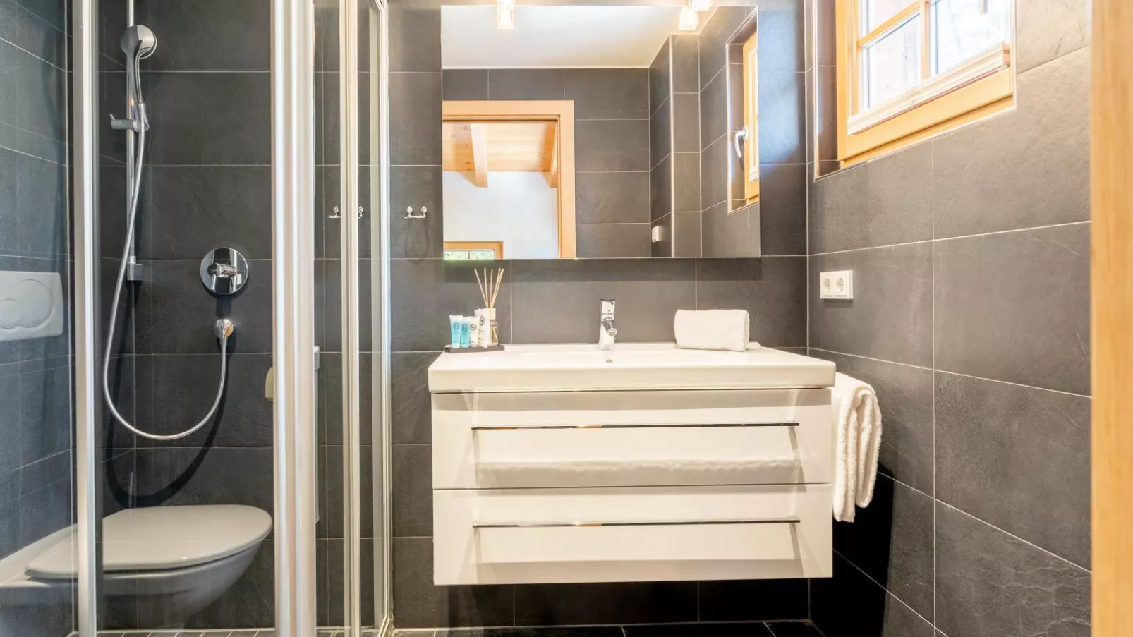 Chalet Erlebnishaus I-Bathroom