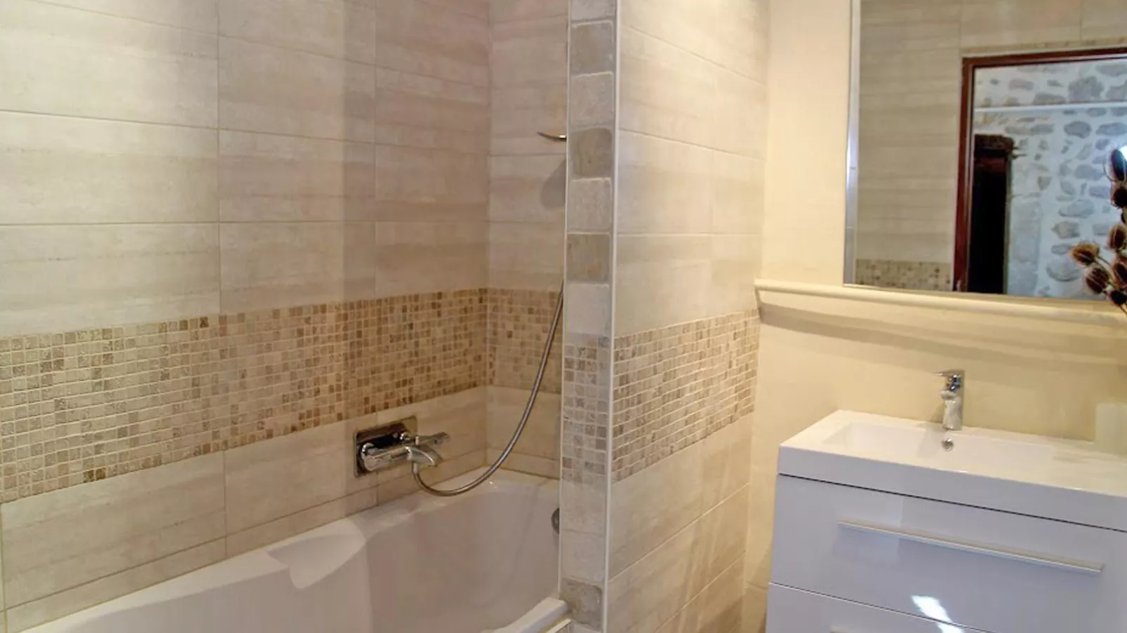 Tauleigne-Bathroom