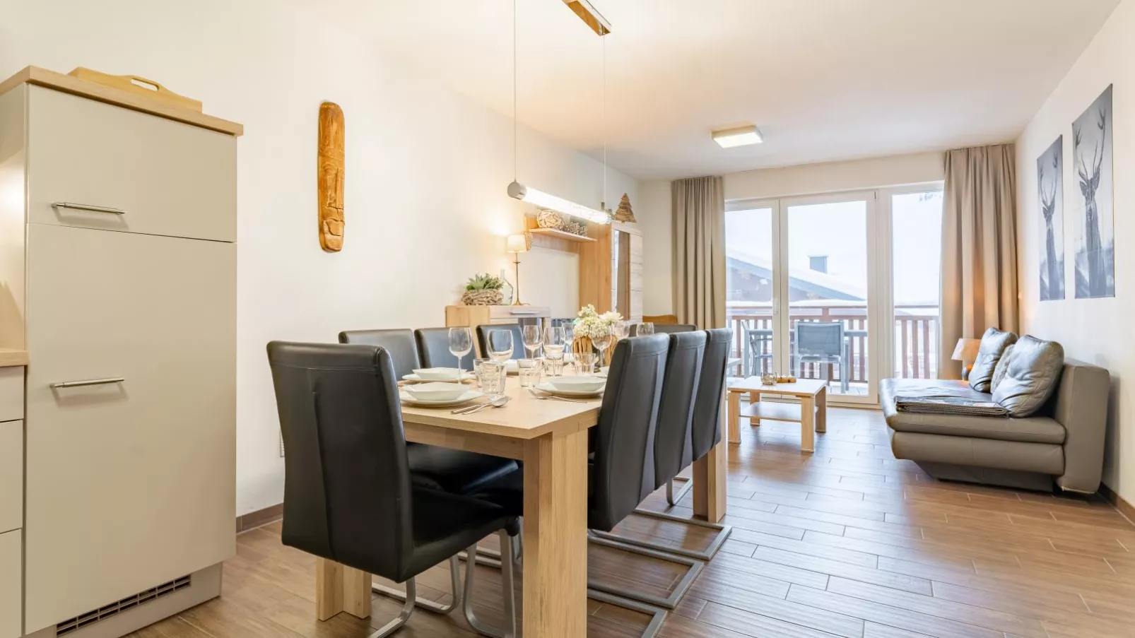 Emma Top 2-Dining room