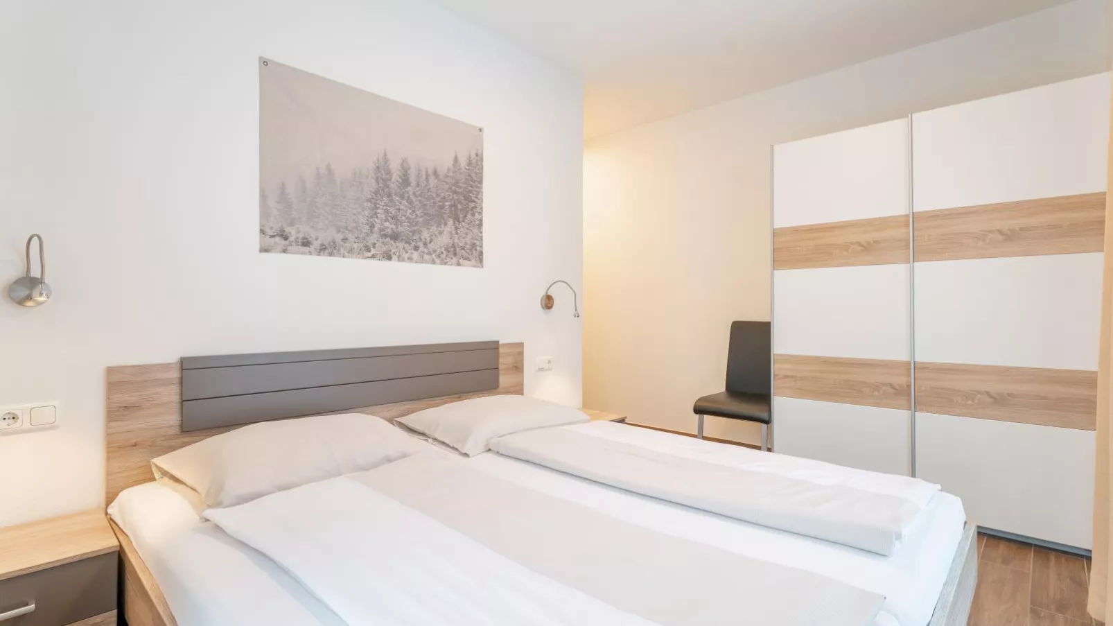 Emma Top 2-Bedroom