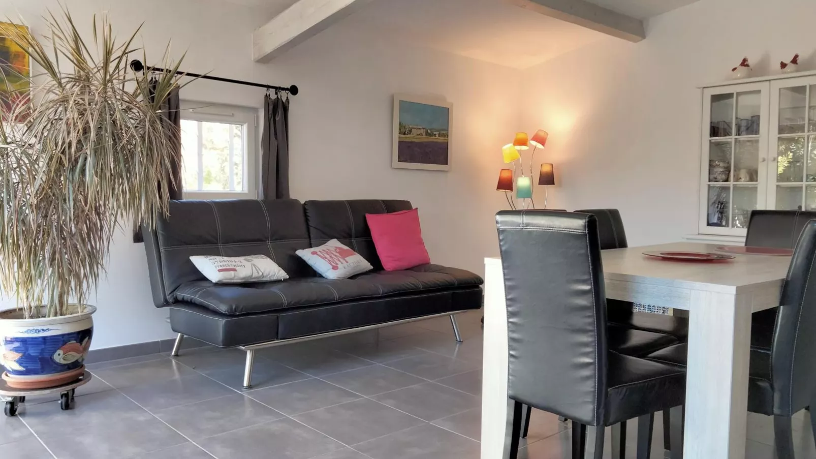 Les Platanes-Living room