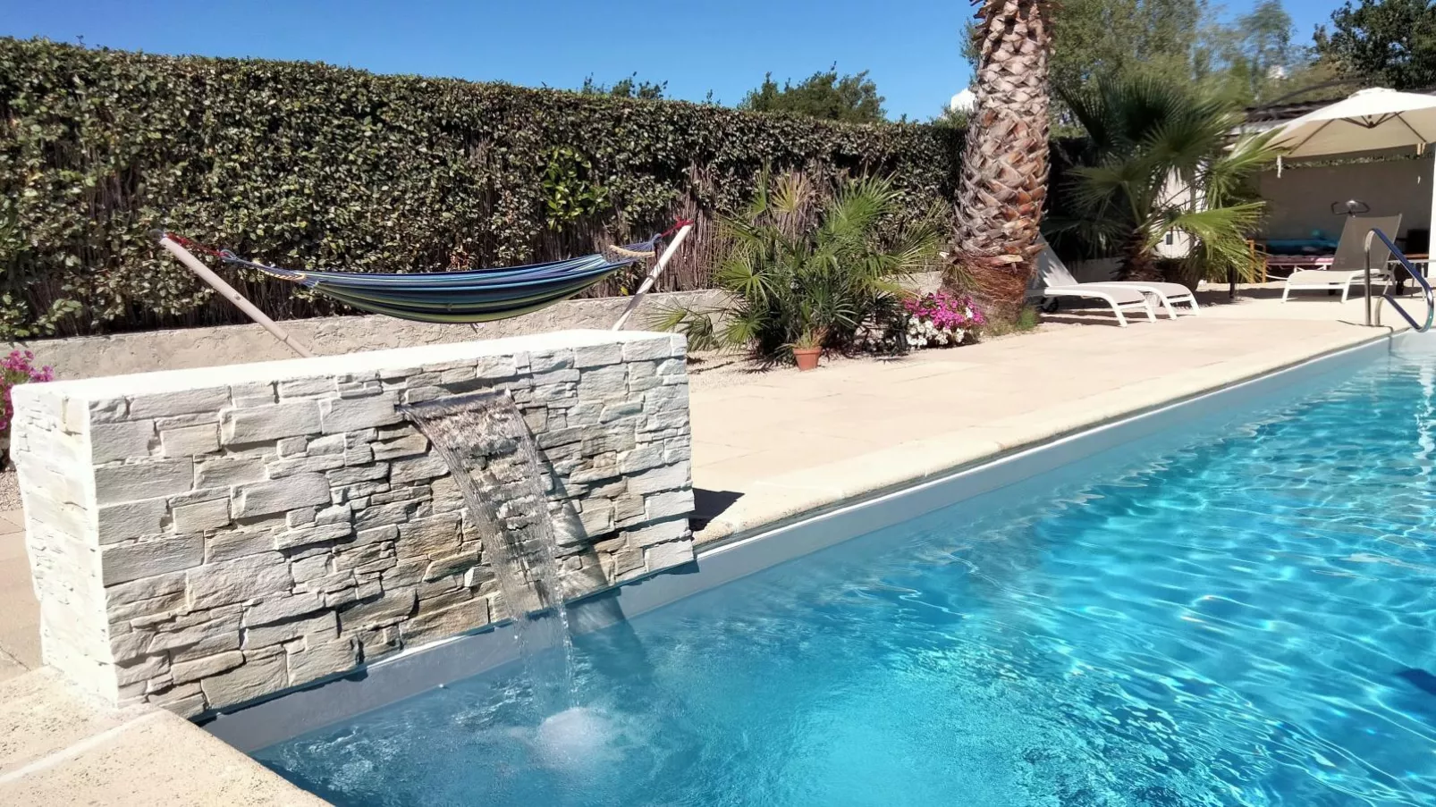 Les Platanes-Pool