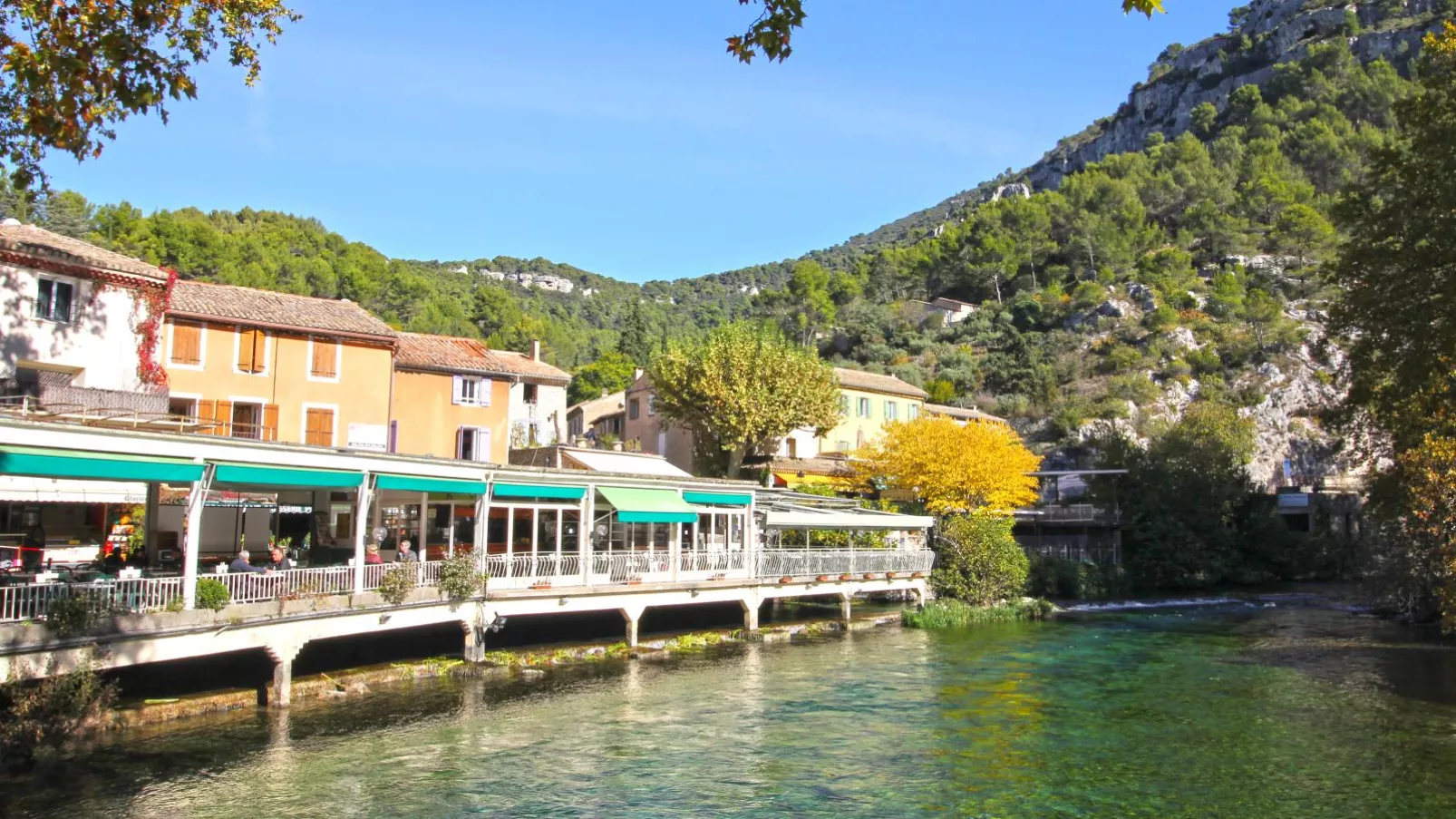 Les Platanes-Areas summer 20km