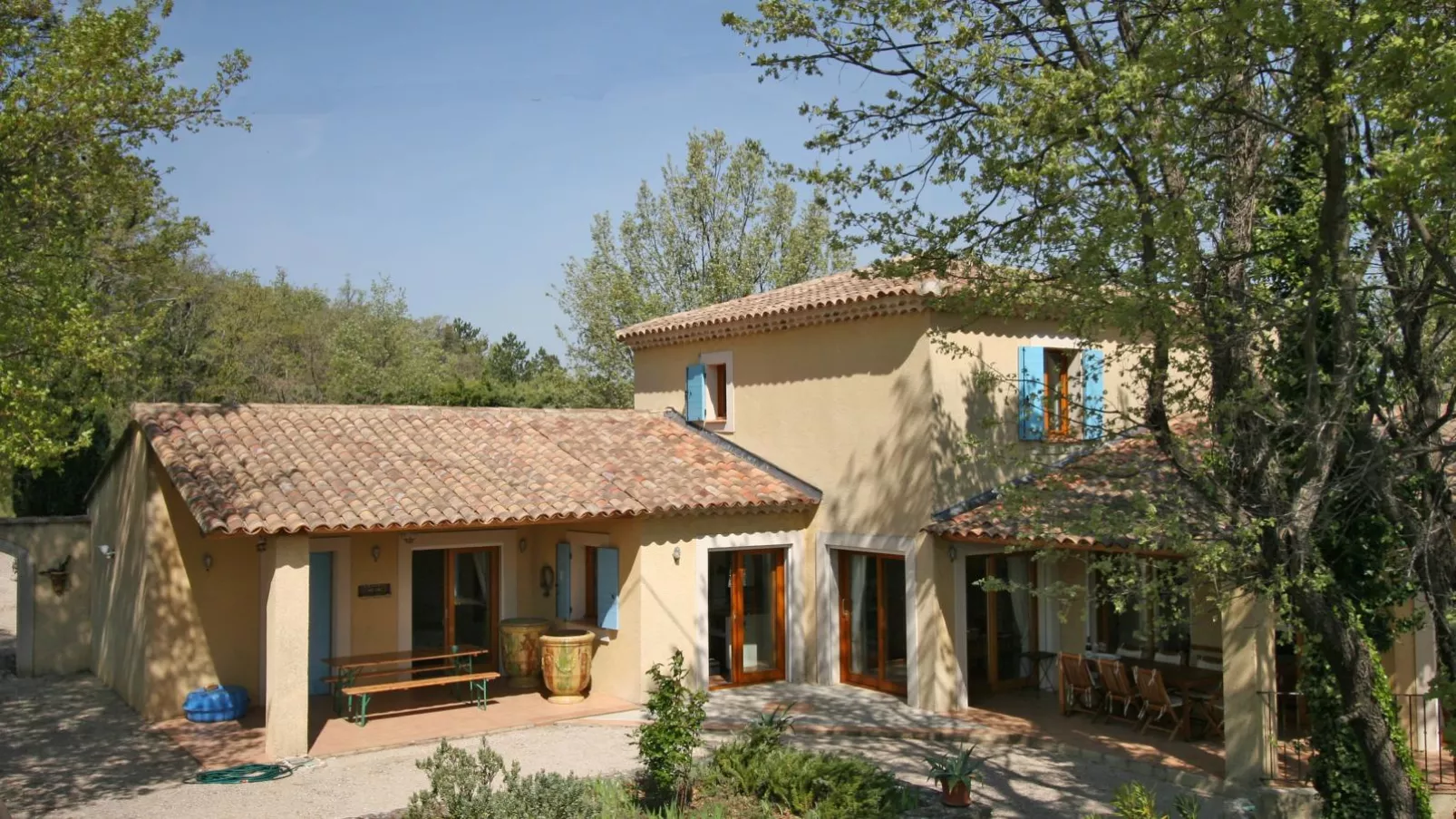 Villa Bellegarde-Exterior summer