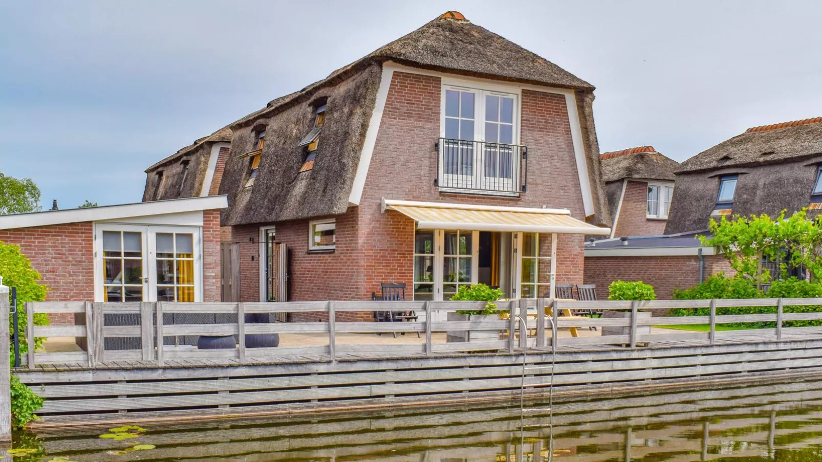 Zwaan 24-6-Exterior summer