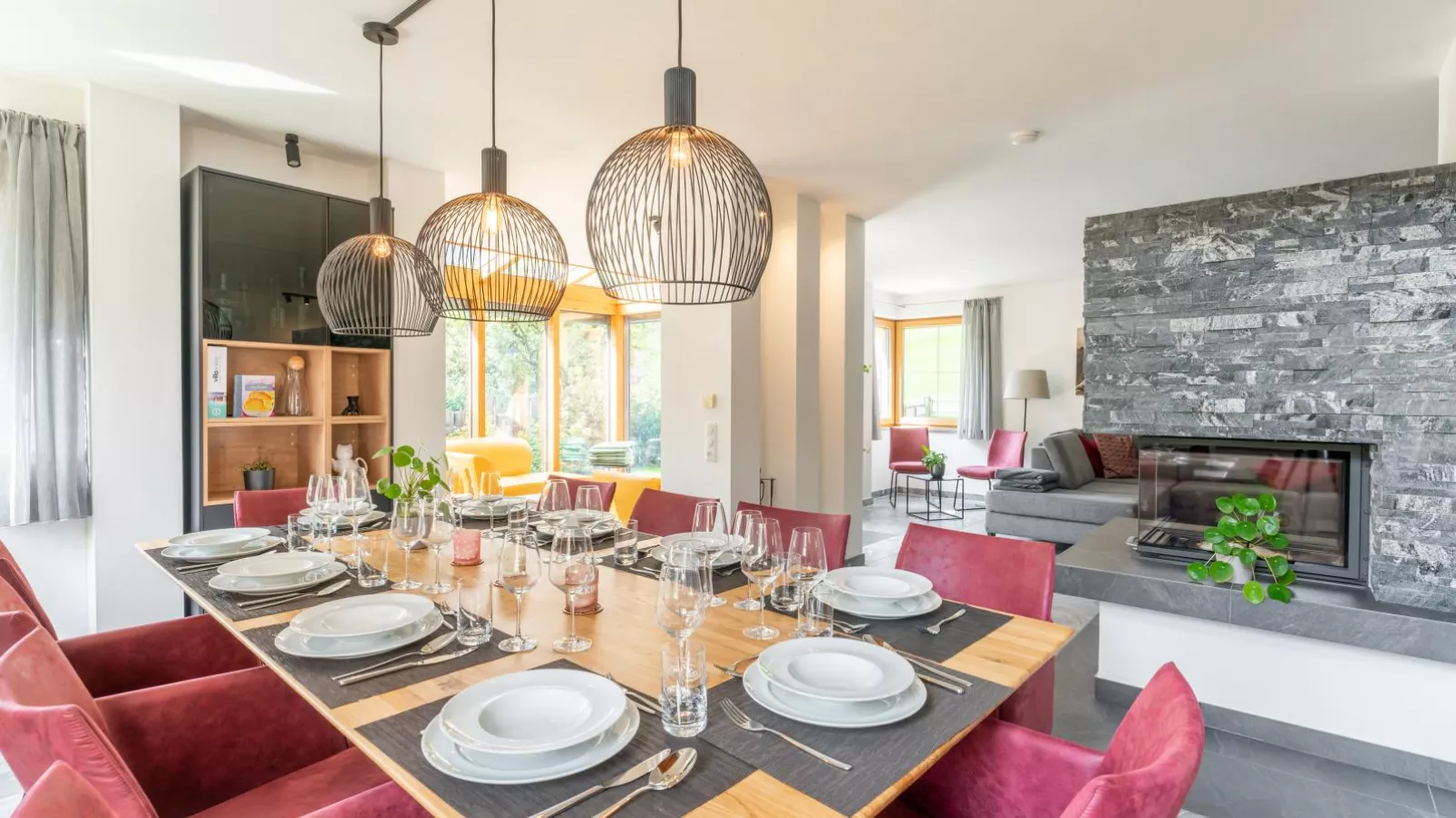 Traunerfeld-Dining room