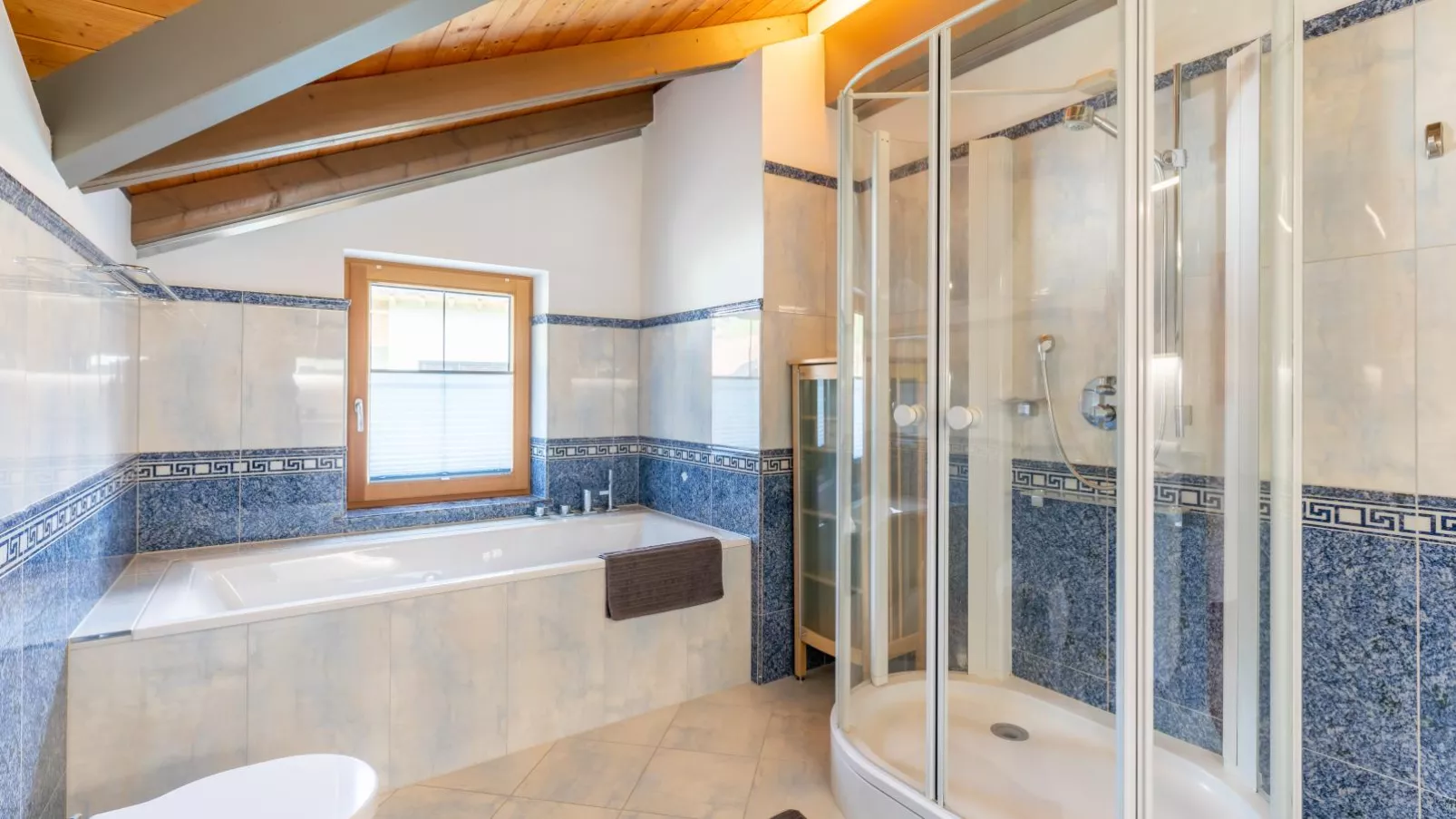 Traunerfeld-Bathroom
