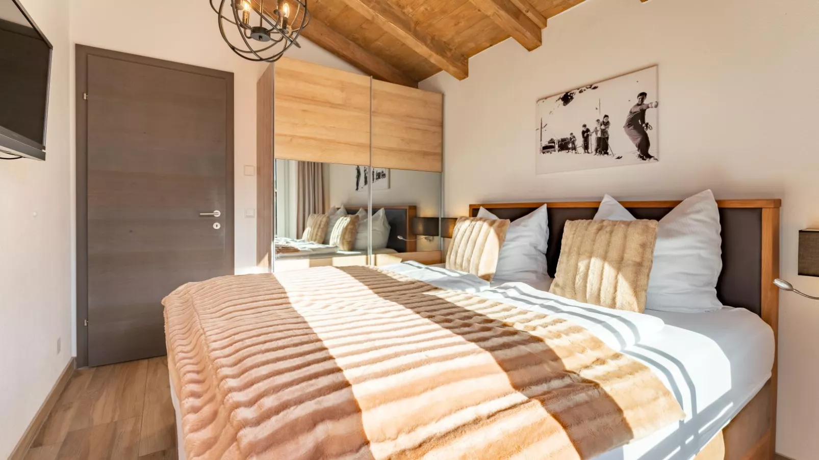 Green Garden Lodge B3-Bedroom