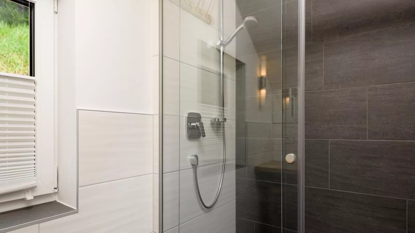 Kobelhäusl bei Hause - Yannick-Bathroom