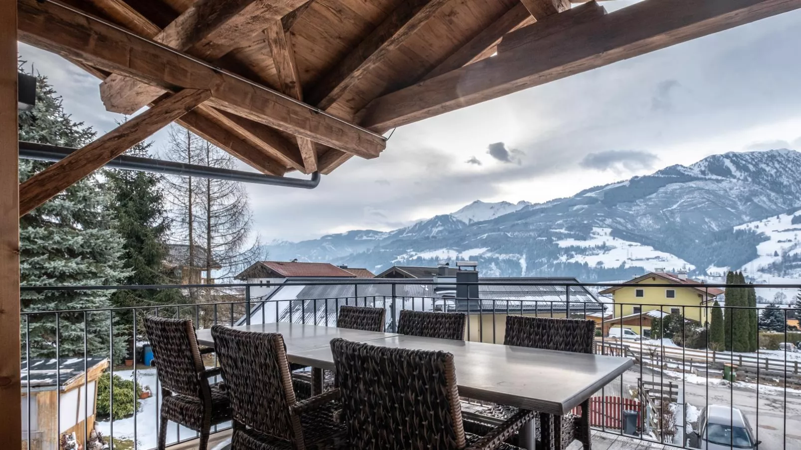 Luxury Tauern Suite Walchen Kaprun 8-View winter