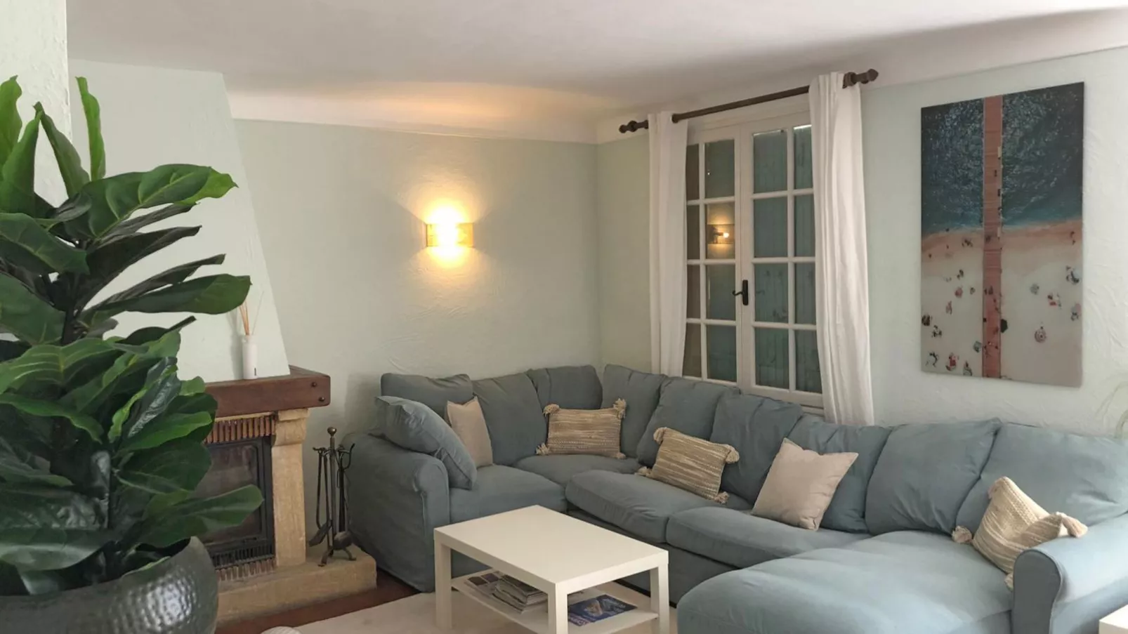 Villa Cantirane-Living room