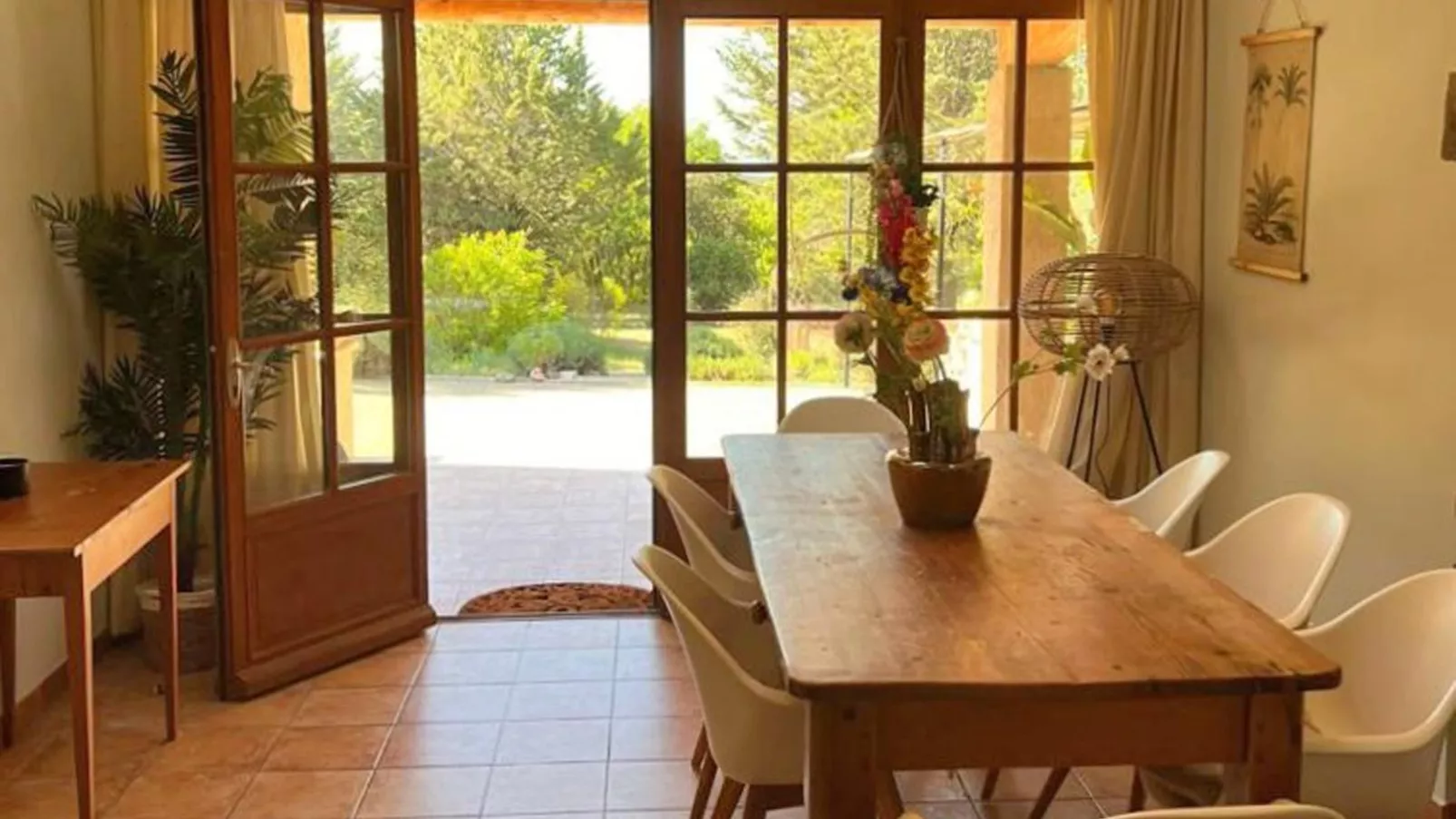 Villa Cantirane-Dining room