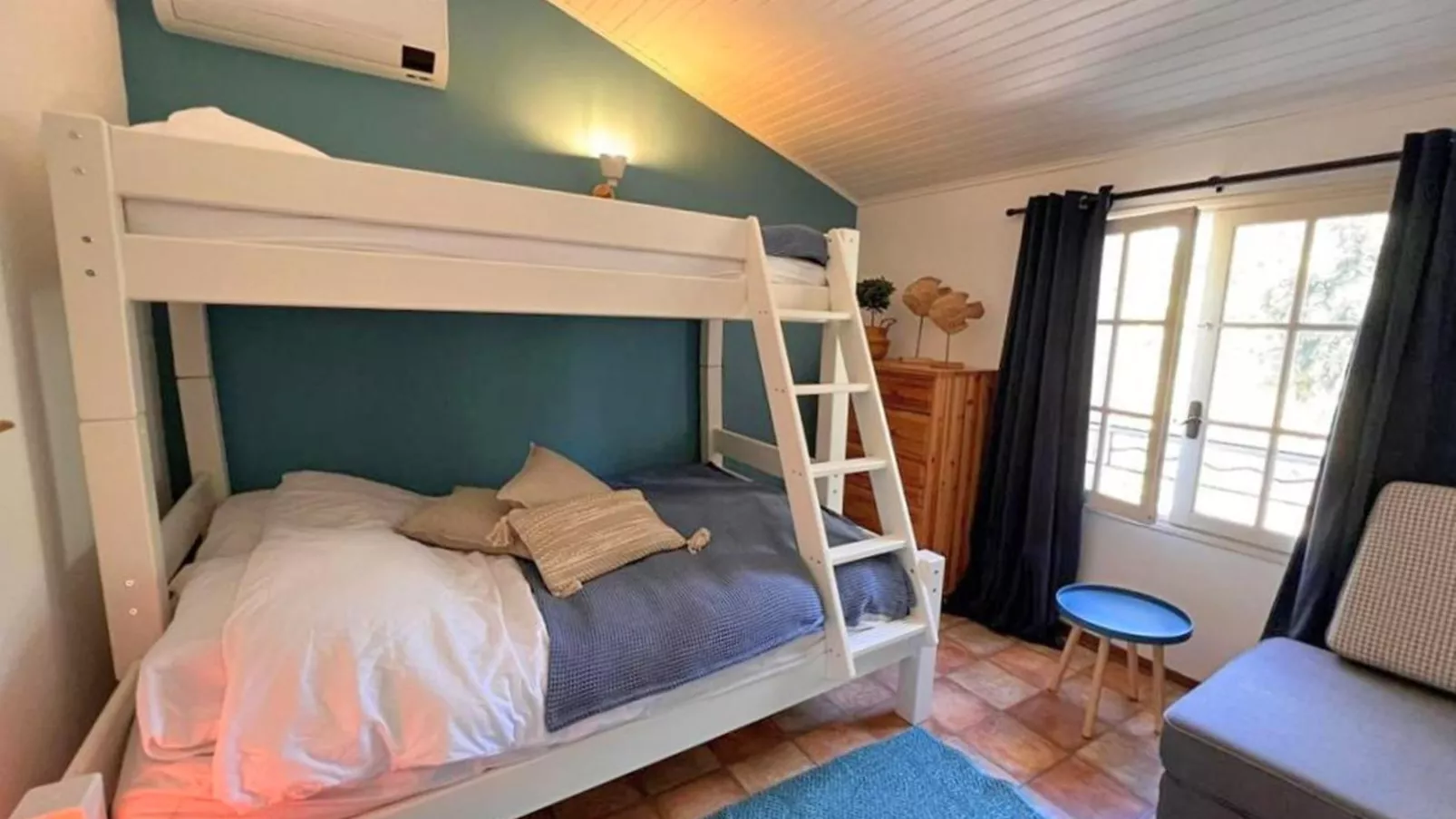 Villa Cantirane-Bedroom