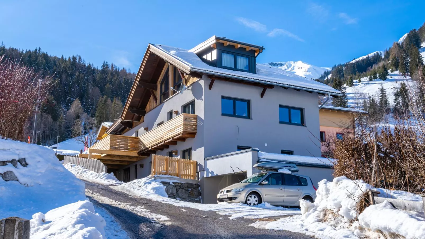 Stacherl-Exterior winter