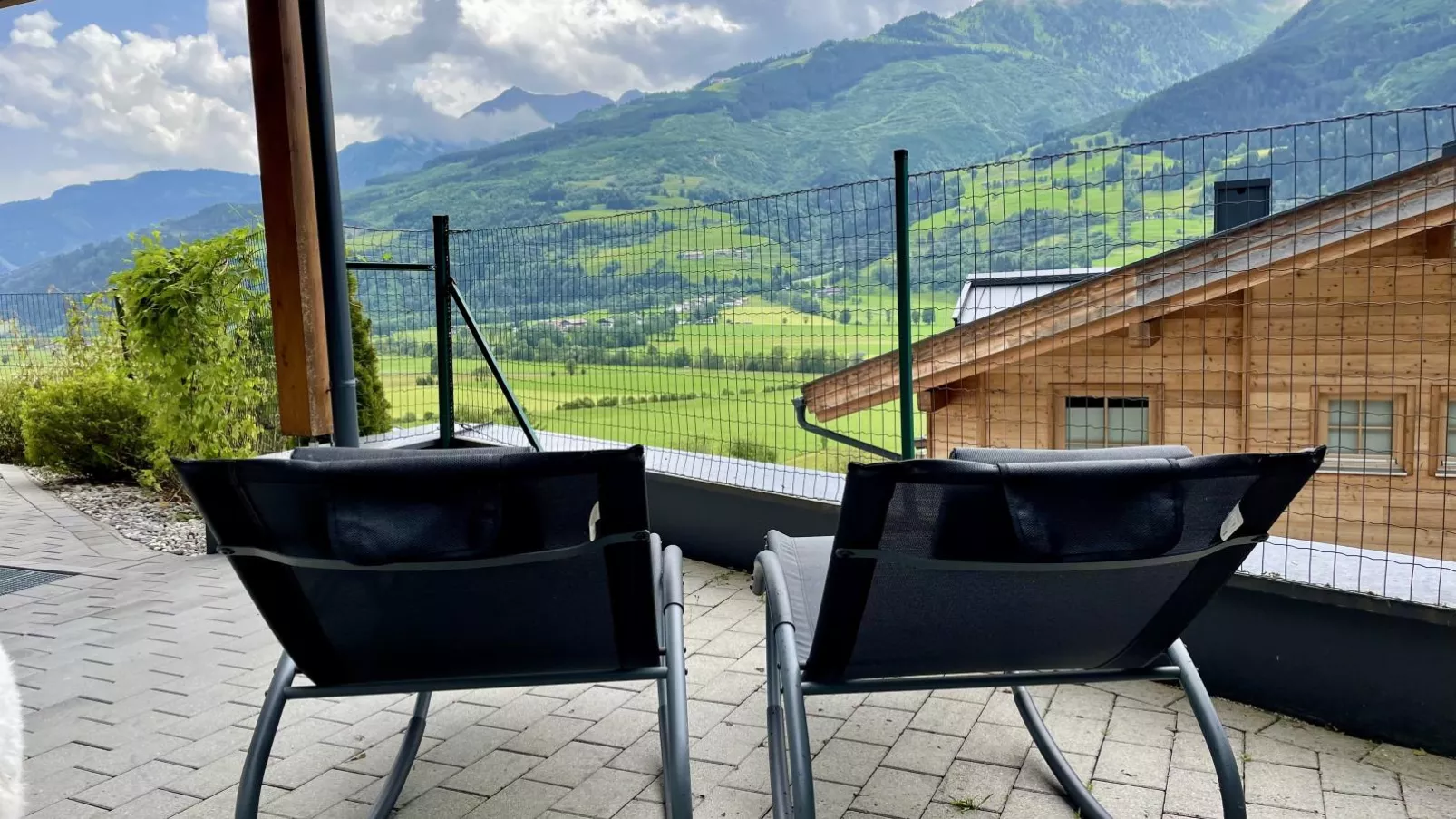 Chalet Erlebnishaus II-Terrace balcony