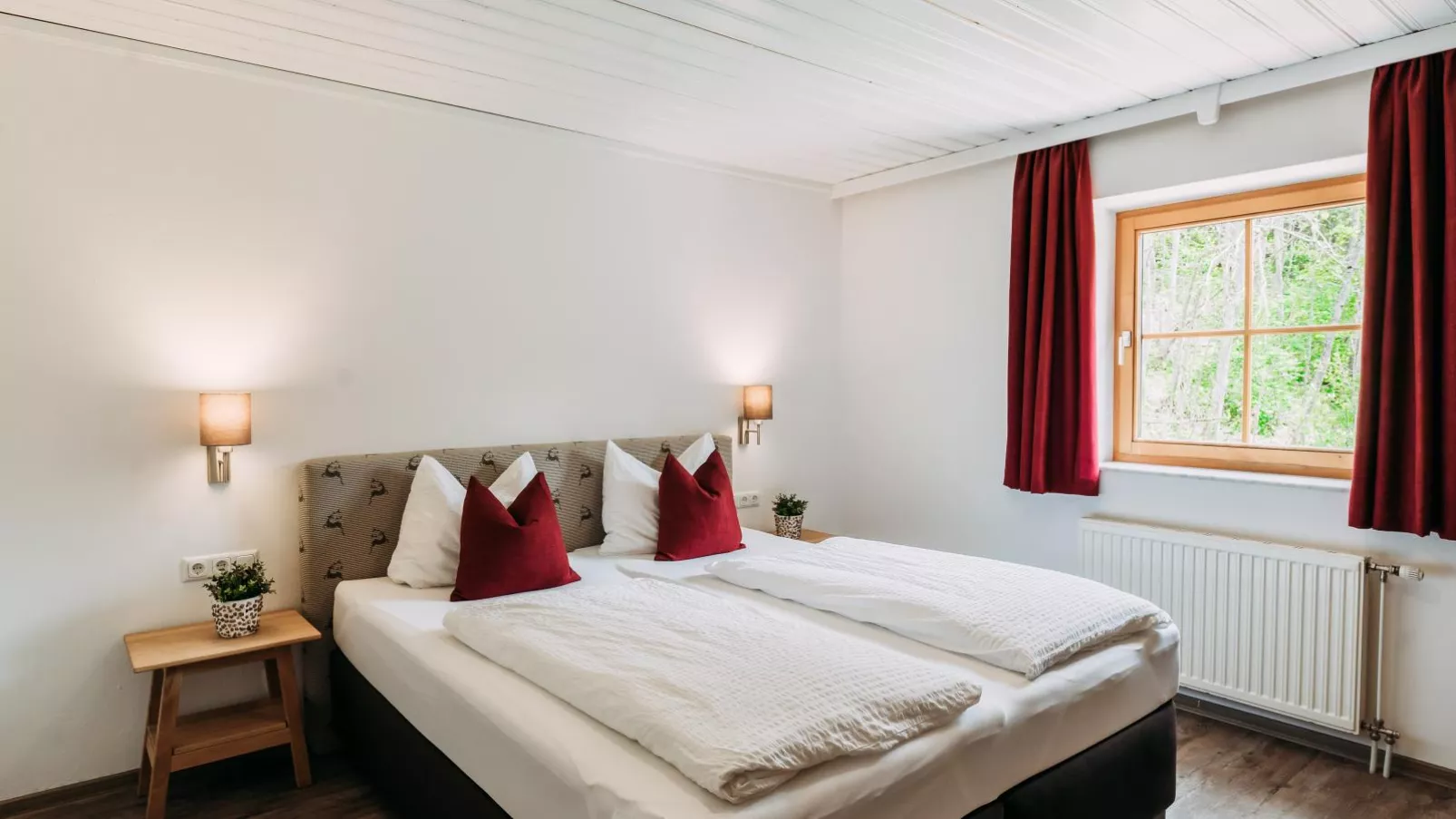 Barney-Bedroom