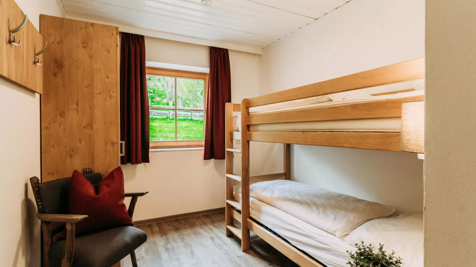 Barney-Bedroom