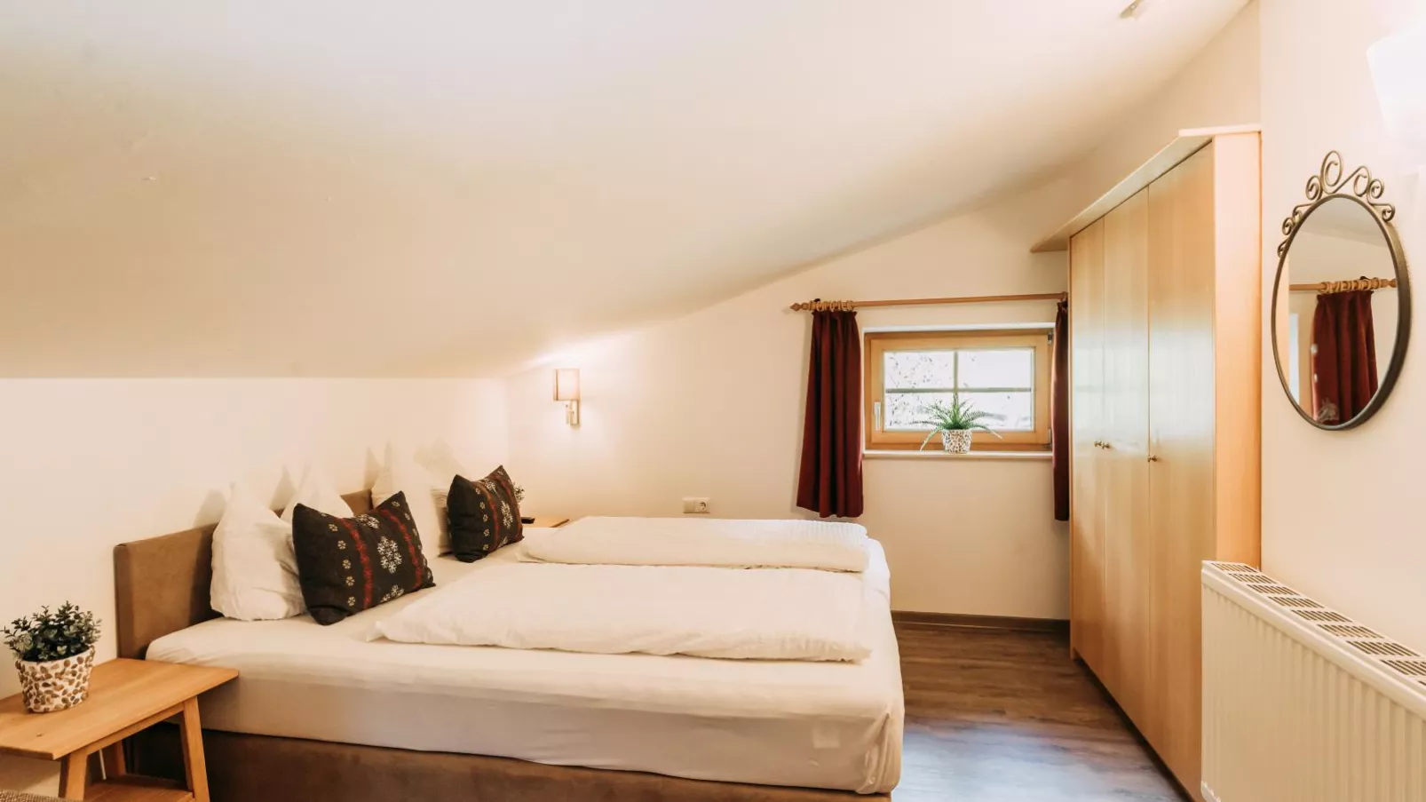Barney-Bedroom
