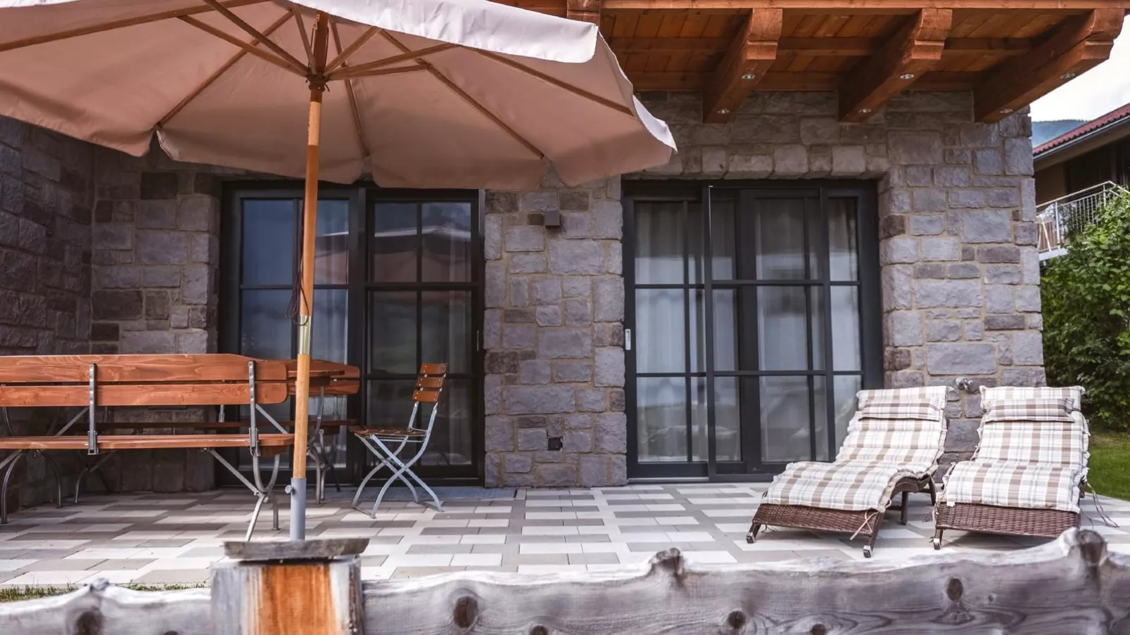 Green Garden Lodge B1-Terrace balcony