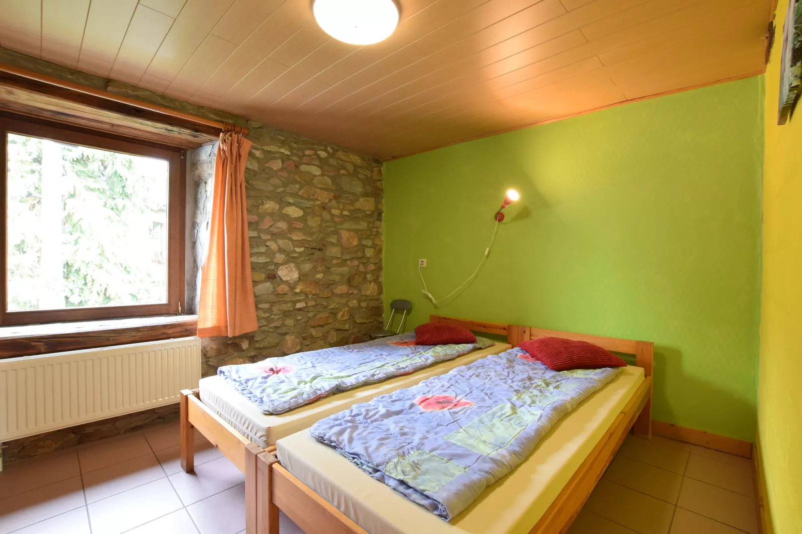 Dans les Champs-Bedroom