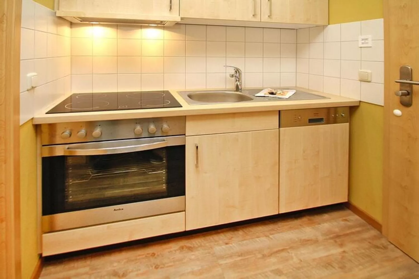 Appartementhaus am Leuchtturm / Fewo Werder 30 qm-Kitchen