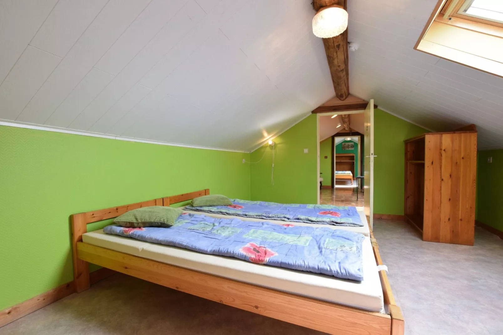 Dans les Champs-Bedroom