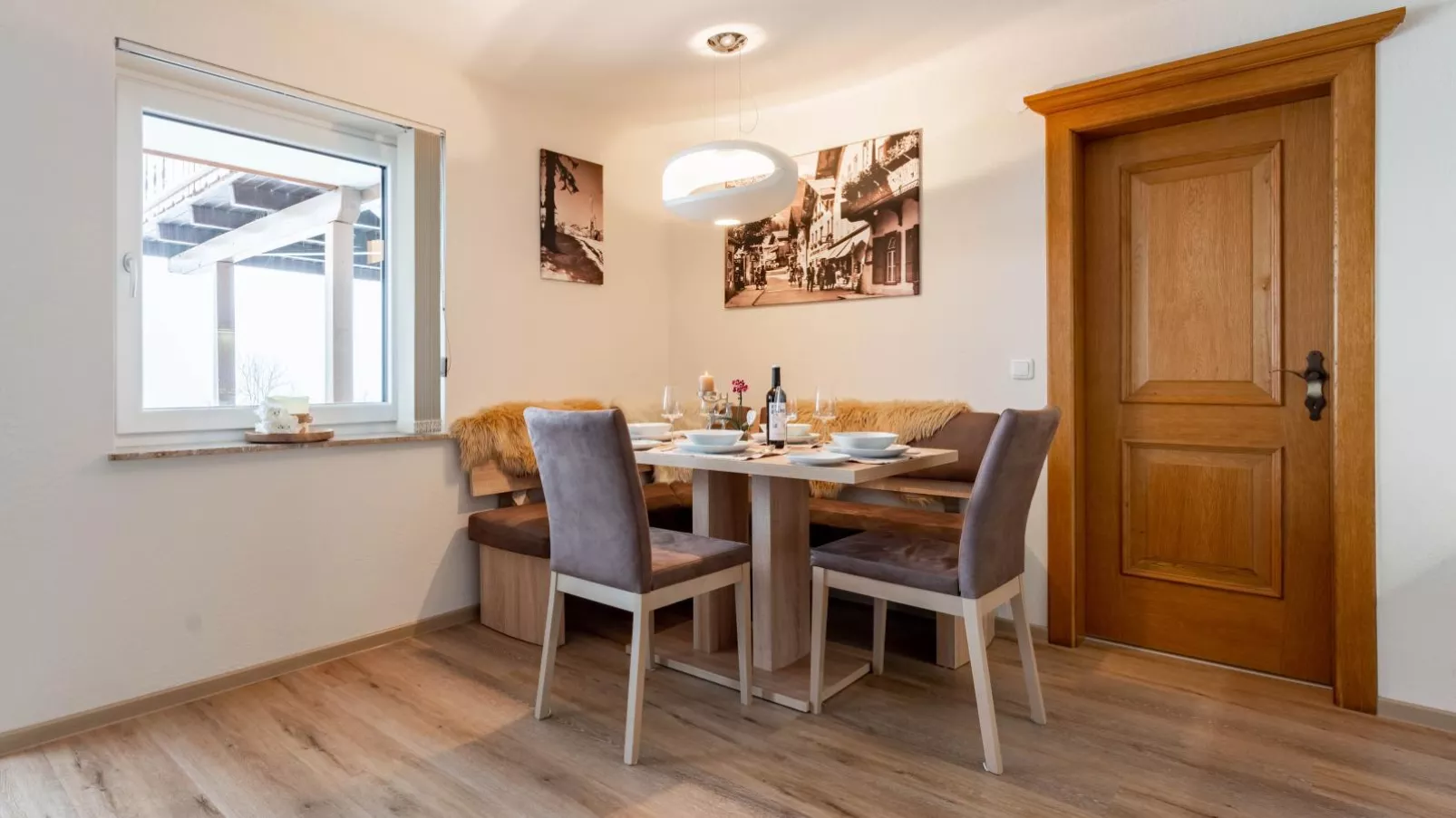 Maiskogelblick-Dining room