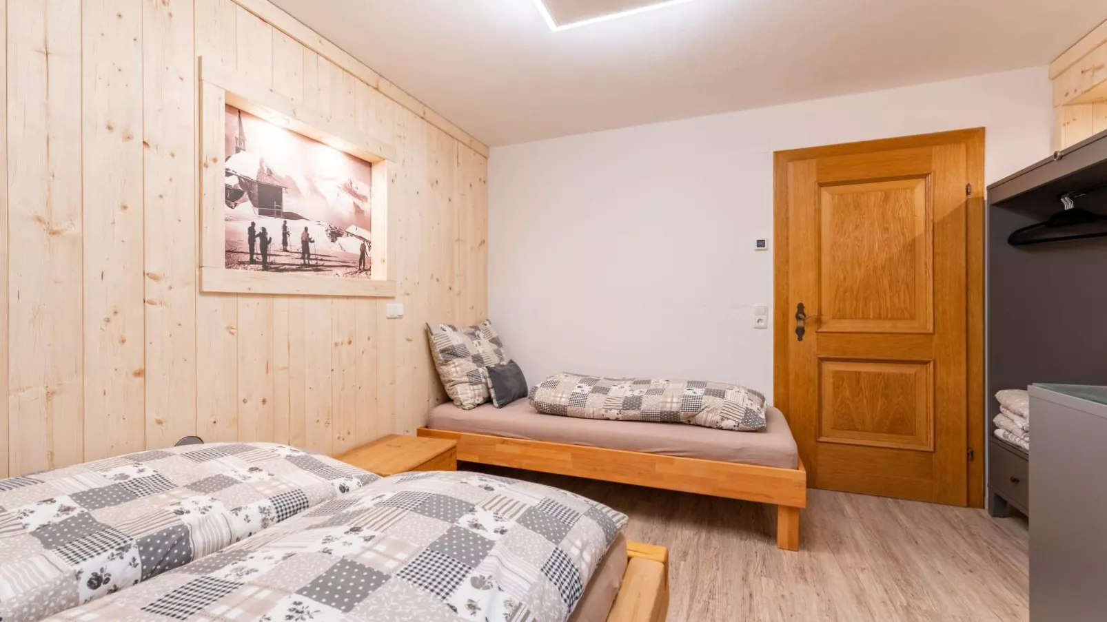 Maiskogelblick-Bedroom