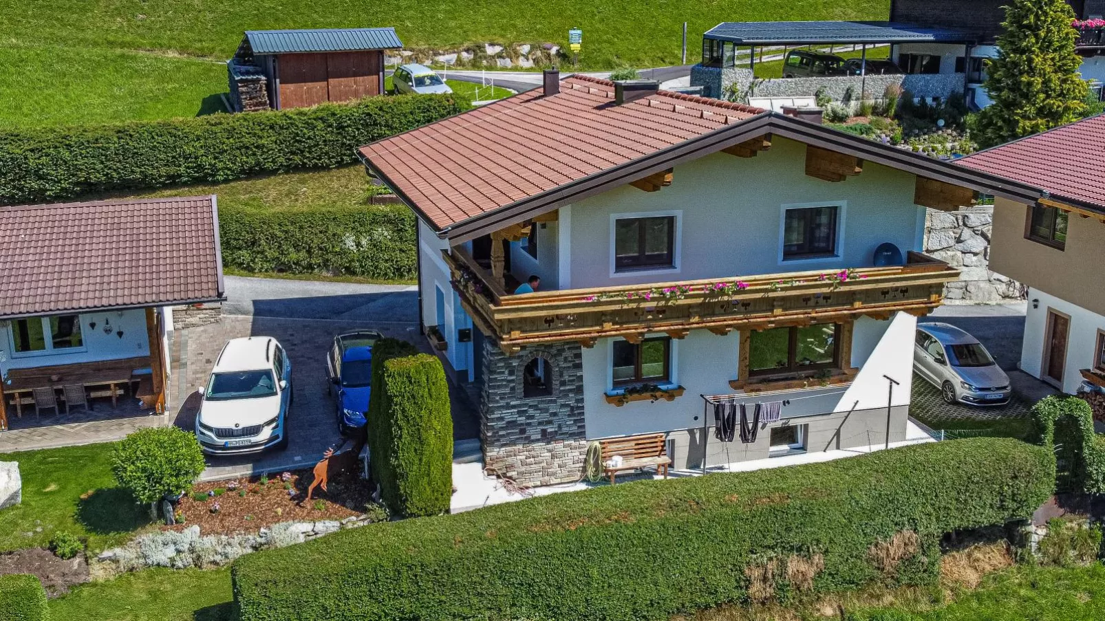 Gipfelblick-Exterior summer