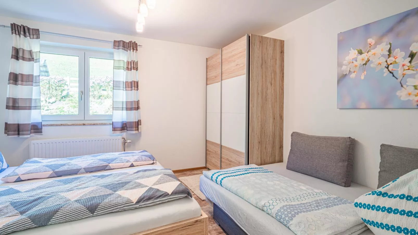 Gipfelblick-Bedroom