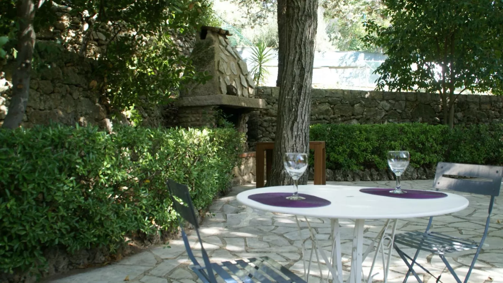 La Louzie-Terrace balcony