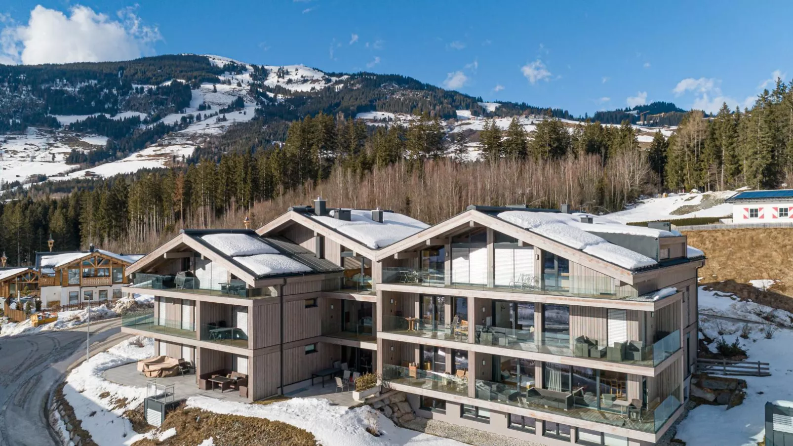 Tauern Juwel Top 8-Exterior winter